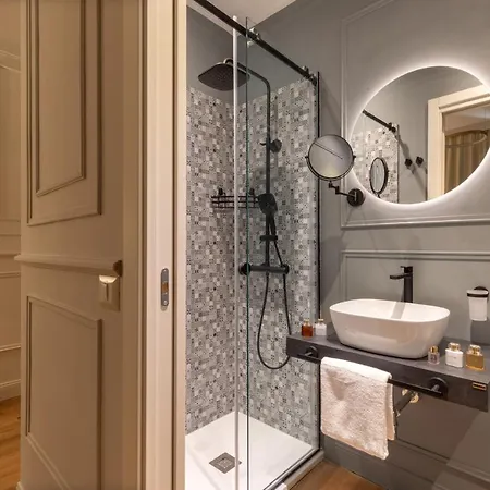 Πανσιόν Navona Sky Palace 4*