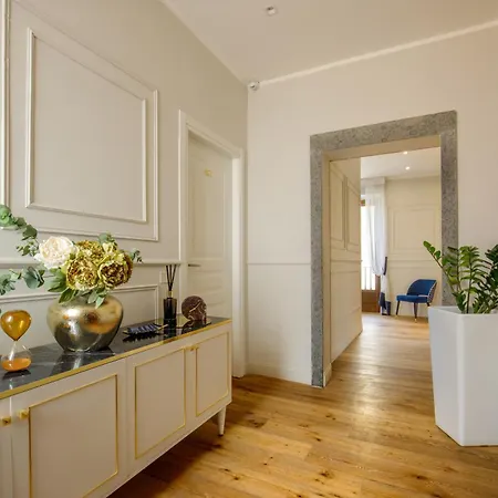 Navona Sky Palace Πανσιόν 4*