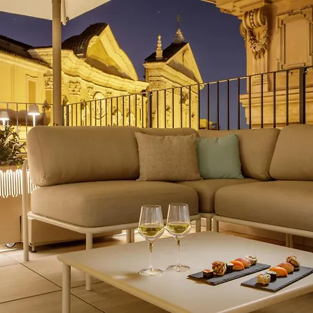 Navona Sky Palace ゲストハウス