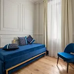 בית הארחה Navona Sky Palace