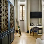 בית הארחה Navona Sky Palace