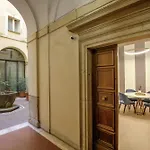 בית הארחה Navona Sky Palace רומא