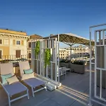 בית הארחה Navona Sky Palace 4*